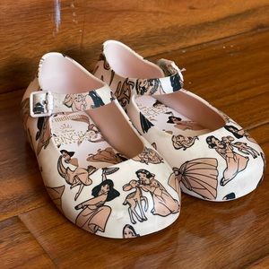 Mini Melissa Disney Princess Mary Jane